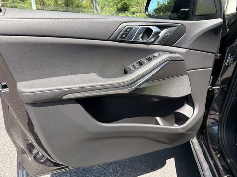 Used 2022 BMW X5 sDrive40i w/ Parking Assistance Package RWD image 17