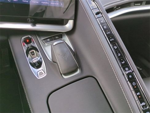 Certified 2025 Chevrolet Corvette Stingray Preferred Cpe w/ 2LT image 20