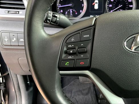 Used 2017 Hyundai Tucson Limited w/ Limited Ultimate Package 03 image 12