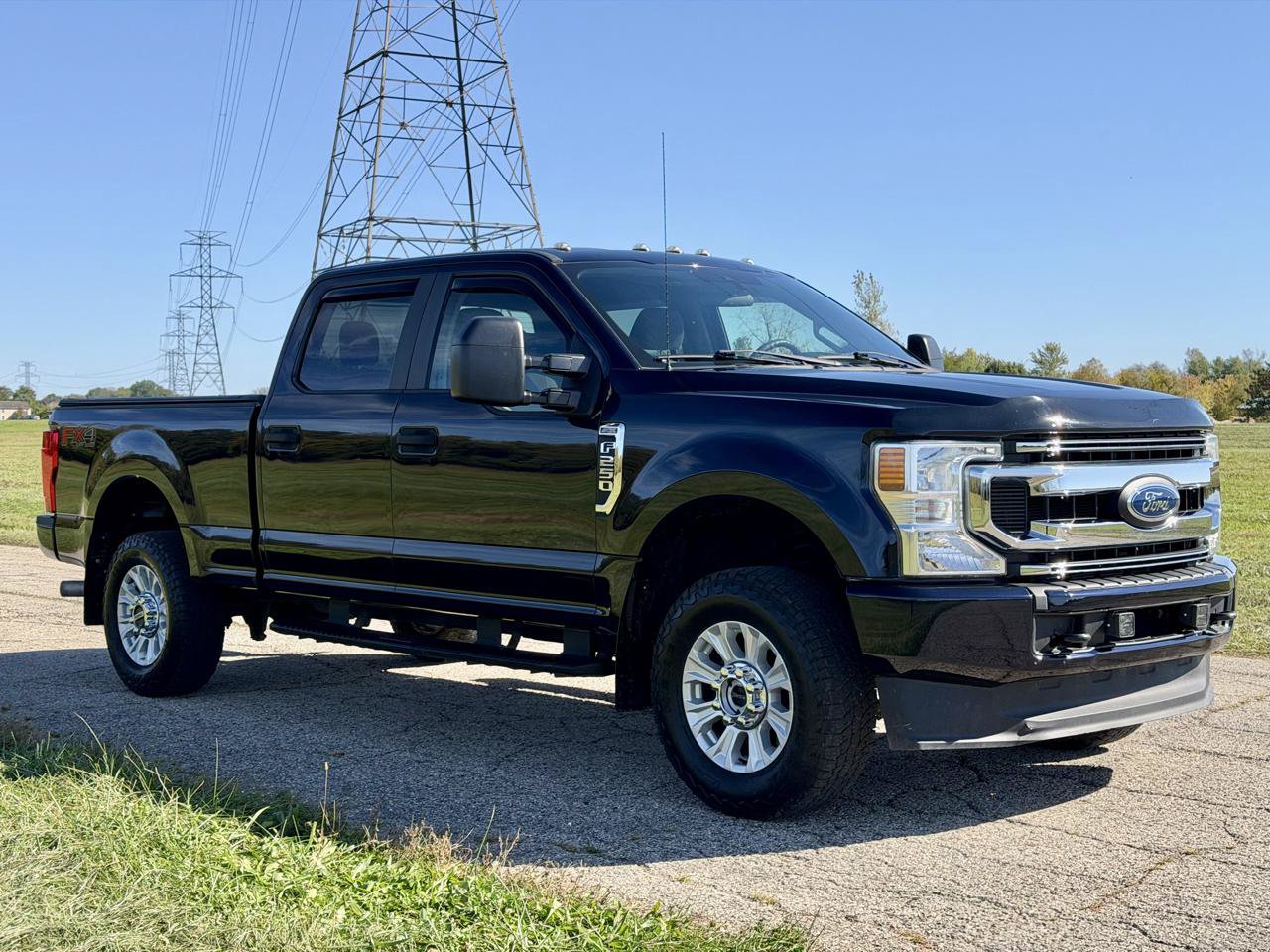Used 2021 Ford F250 XL w/ STX Appearance Package AWD/4WD image 8