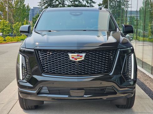 New 2026 Cadillac Escalade Sport w/ Touring Package AWD/4WD image 8