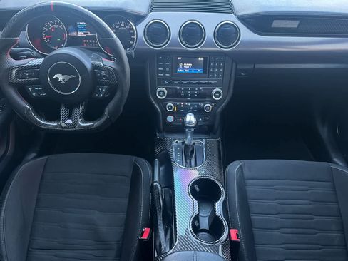 Certified 2017 Ford Mustang GT image 3