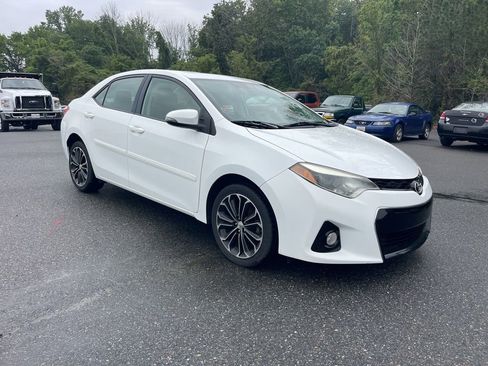 Used 2015 Toyota Corolla S w/ Body Protection Package #1 FWD image 7