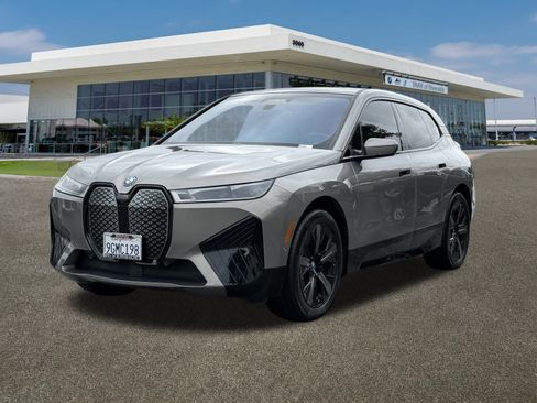 Certified 2023 BMW iX xDrive50 w/ Sport Package image 4