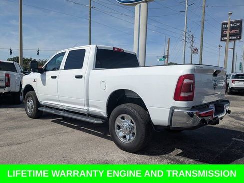 Used 2024 RAM 3500 Tradesman w/ Chrome Appearance Group AWD/4WD image 7