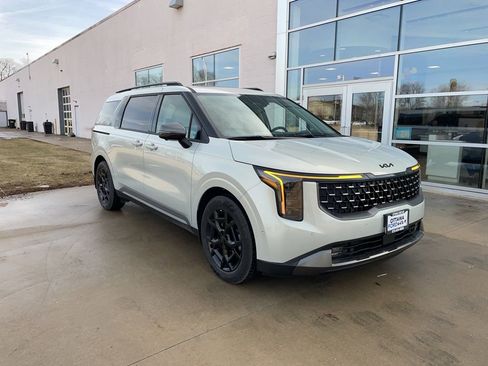 New 2026 Kia Carnival SX Prestige image 1