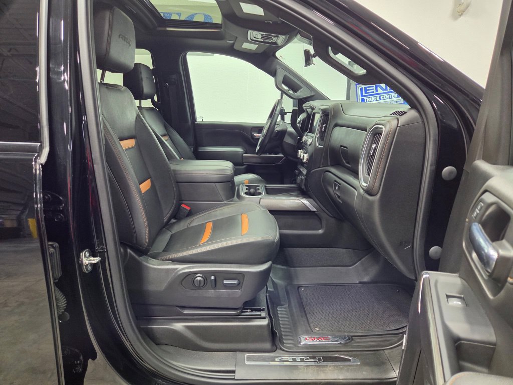 Used 2023 GMC Sierra 2500 AT4 w/ AT4 Premium Plus Package AWD/4WD image 21