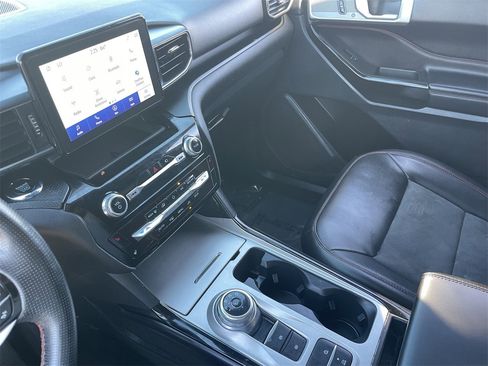 Used 2022 Ford Explorer ST-Line w/ Class IV Trailer Tow Package image 24