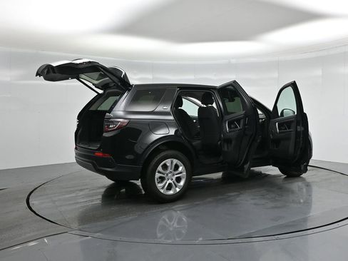 Used 2021 Land Rover Discovery Sport S image 4