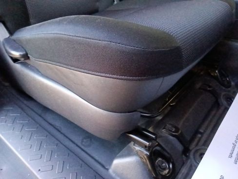 Used 2014 Toyota FJ Cruiser 4WD image 34