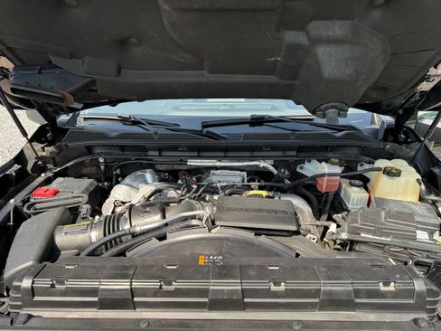 Used 2022 GMC Sierra 2500 AT4 w/ AT4 Premium Plus Package AWD/4WD image 12