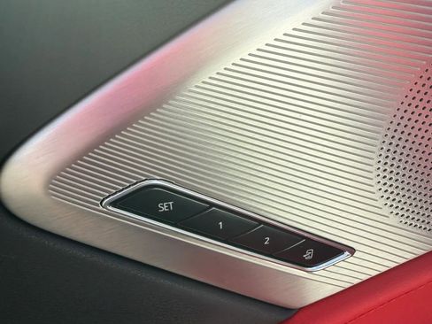 Used 2025 Chevrolet Corvette Z06 image 27