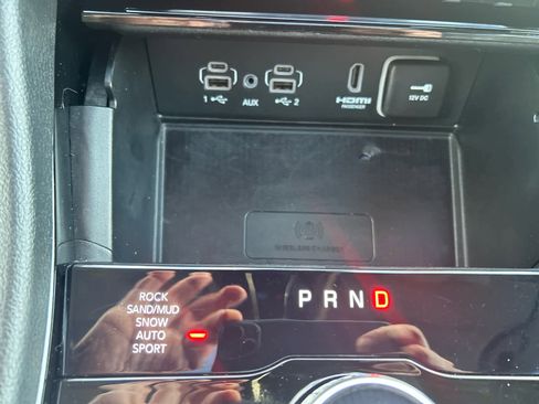 Used 2023 Jeep Grand Cherokee 30th Anniversary image 34