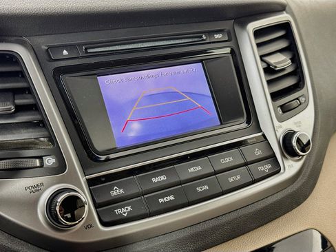 Used 2016 Hyundai Tucson SE w/ Option Group 02 AWD/4WD image 13