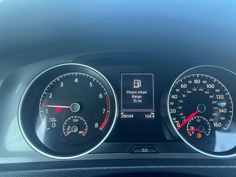 Used 2017 Volkswagen Golf Alltrack SE AWD/4WD image 11