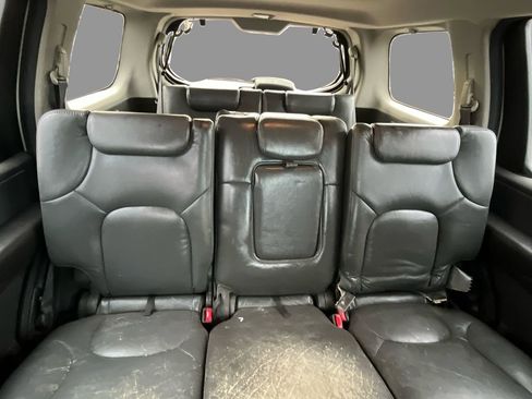 Used 2005 Nissan Pathfinder SE w/ (S01) Side Air Bags Pkg image 13