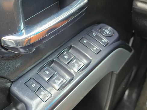Used 2015 Chevrolet Silverado 2500 LT w/ LT Convenience Package AWD/4WD image 27