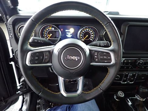 Used 2021 Jeep Gladiator Overland image 26