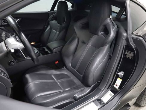 Used 2017 Jaguar F-TYPE R image 5