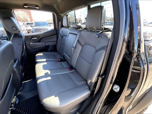 Used 2024 Chevrolet Colorado ZR2 w/ ZR2 Convenience Package III image 22