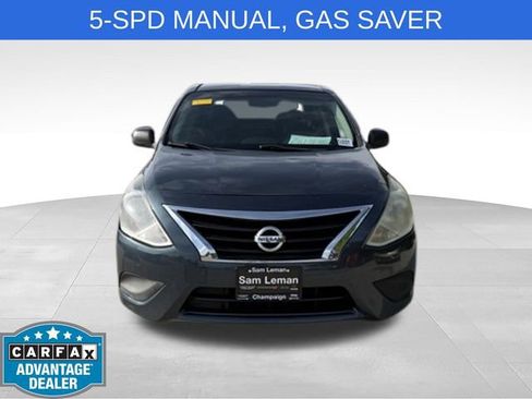 Used 2015 Nissan Versa S FWD image 9