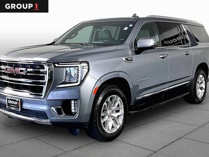 Used 2022 GMC Yukon XL SLT w/ SLT Premium Package