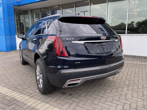Used 2021 Cadillac XT5 Premium Luxury w/ LPO, Floor Liner Package AWD/4WD image 3