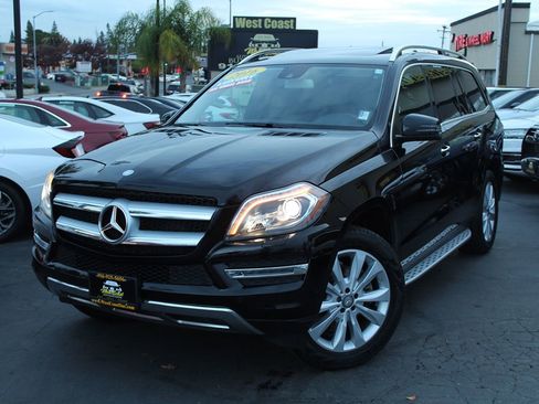 Used 2016 Mercedes-Benz GL 450 4MATIC image 46