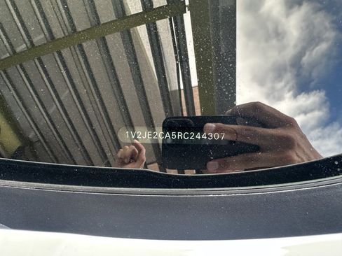 Used 2024 Volkswagen Atlas Cross Sport SE w/ Panoramic Sunroof Package FWD image 43