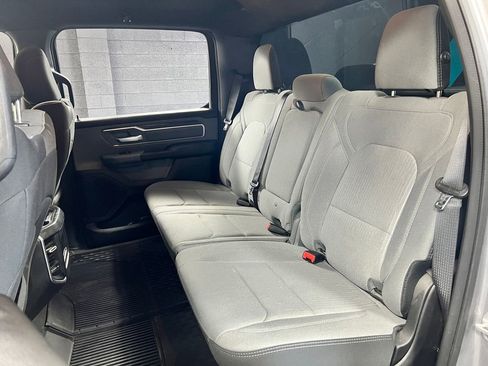 Used 2022 RAM 1500 Big Horn AWD/4WD image 12