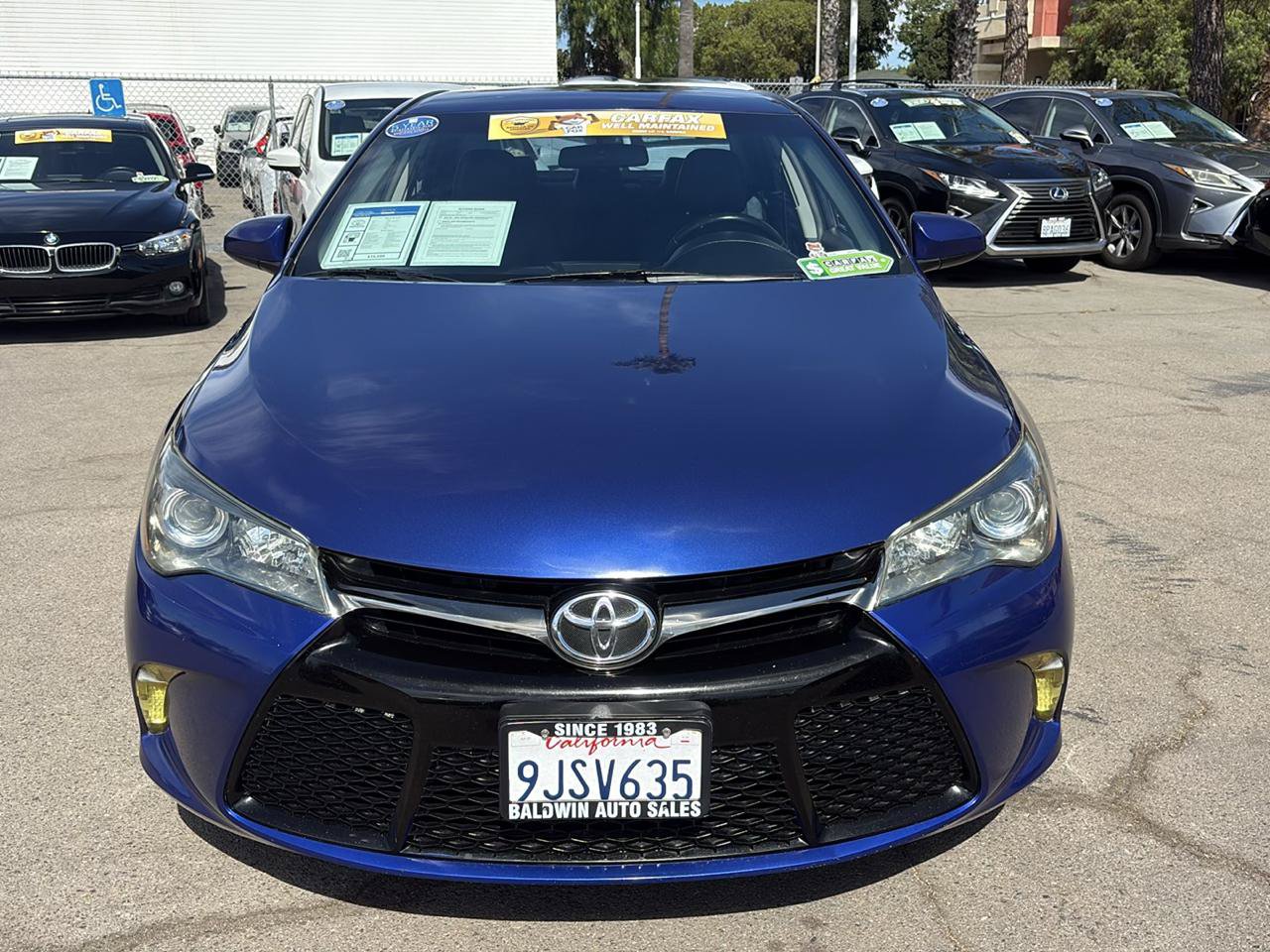 Used 2016 Toyota Camry SE FWD image 2