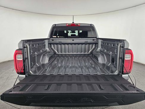 New 2026 GMC Canyon Elevation w/ Convenience Package image 14