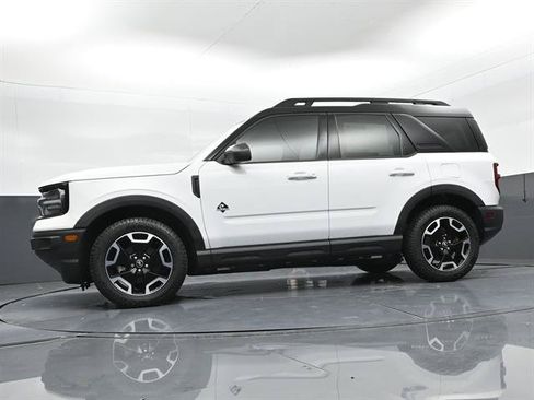 Used 2023 Ford Bronco Sport Outer Banks w/ Tech Package AWD/4WD image 33