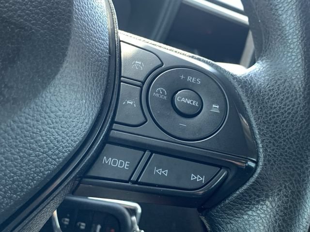 Used 2025 Toyota Corolla LE FWD image 23