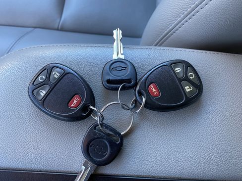 Used 2013 Chevrolet Avalanche LT w/ All-Star Edition image 34