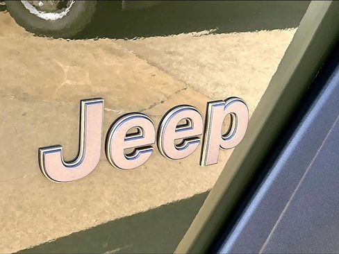 Used 2021 Jeep Wrangler Sport S image 30