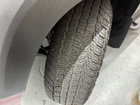 Certified 2024 Chevrolet Colorado Z71 w/ Z71 Convenience Package 2 image 28