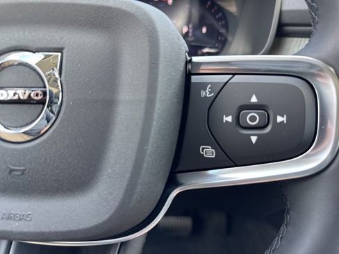 New 2026 Volvo XC40 B5 Ultra w/ Protection Package Premier image 18