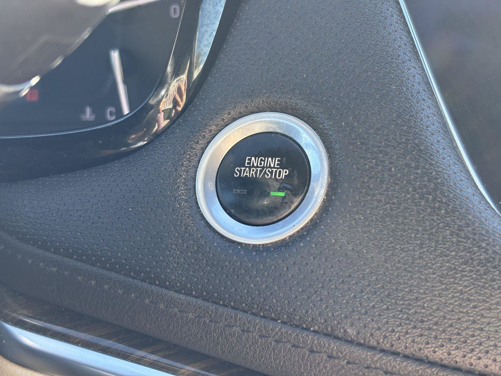 Used 2018 Cadillac XT5 FWD w/ LPO, Wheel Lock Package image 28