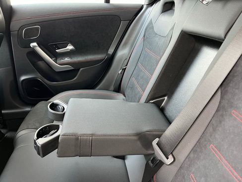 Used 2025 Mercedes-Benz CLA 250 4MATIC image 52