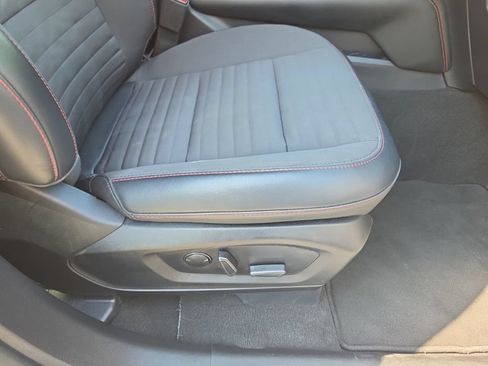 Used 2025 Ford Explorer ST-Line AWD/4WD image 44