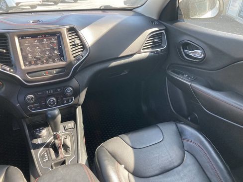 Used 2022 Jeep Cherokee Trailhawk w/ Sun, Sound & Nav Group image 23