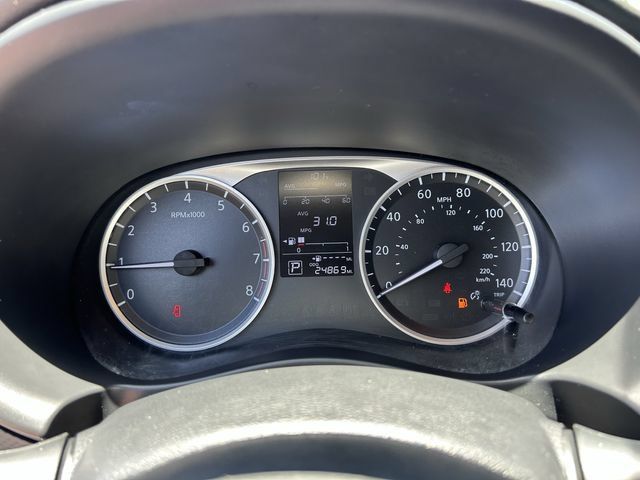 Used 2024 Nissan Kicks S FWD image 33