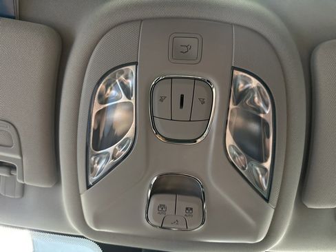 Used 2022 Jeep Compass Trailhawk w/ Trailhawk Elite Group image 29