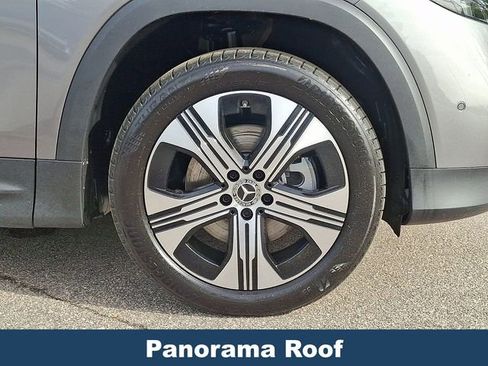 Used 2025 Mercedes-Benz EQB 250+ image 10