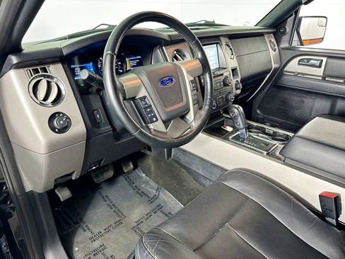 Used 2017 Ford Expedition EL Limited RWD image 9