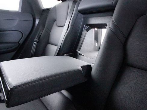 Certified 2025 Volvo XC60 B5 Plus AWD/4WD image 34