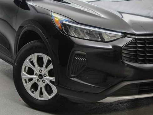 Certified 2024 Ford Escape Active w/ Tech Pack #1 AWD/4WD image 2