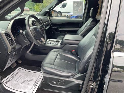 Used 2018 Ford Expedition Max XLT w/ Equipment Group 202A AWD/4WD image 15