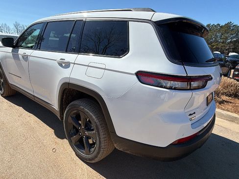New 2026 Jeep Grand Cherokee L Limited image 10